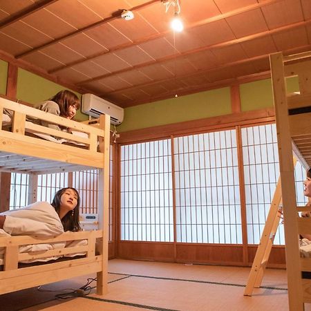 四国旅行のhub拠点 古民家ゲストハウス Heso Camp Miyoshi  Dış mekan fotoğraf
