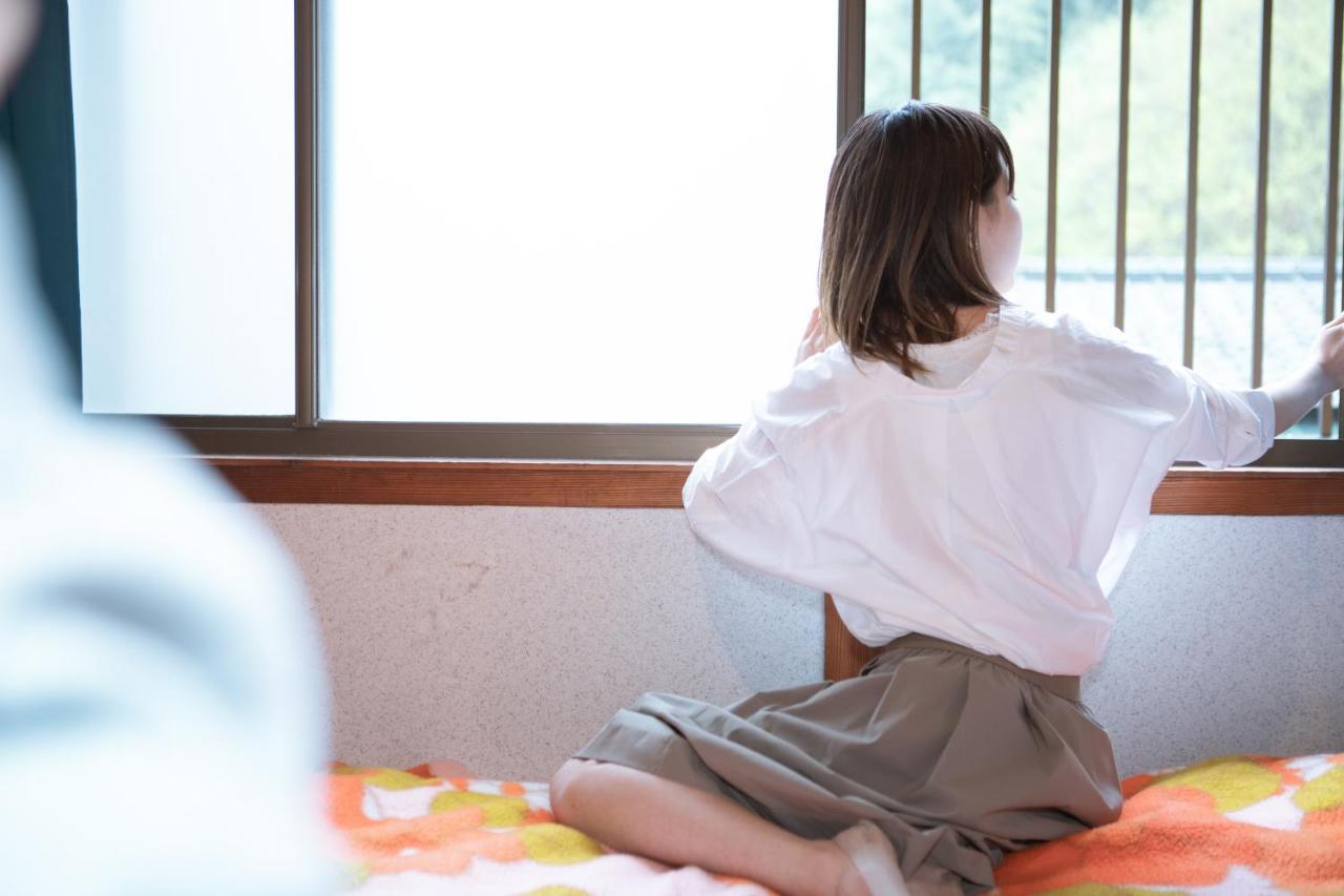四国旅行のhub拠点 古民家ゲストハウス Heso Camp Miyoshi  Dış mekan fotoğraf