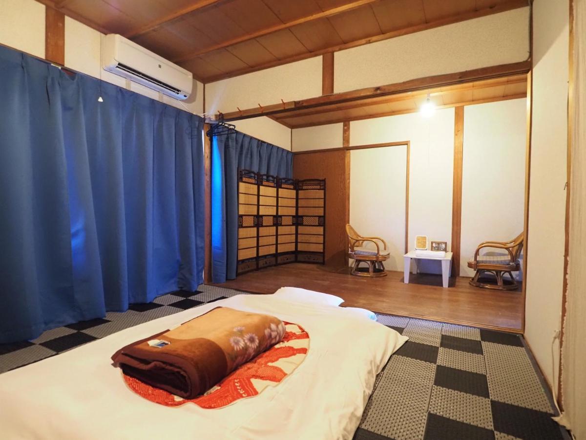 四国旅行のhub拠点 古民家ゲストハウス Heso Camp Miyoshi  Dış mekan fotoğraf