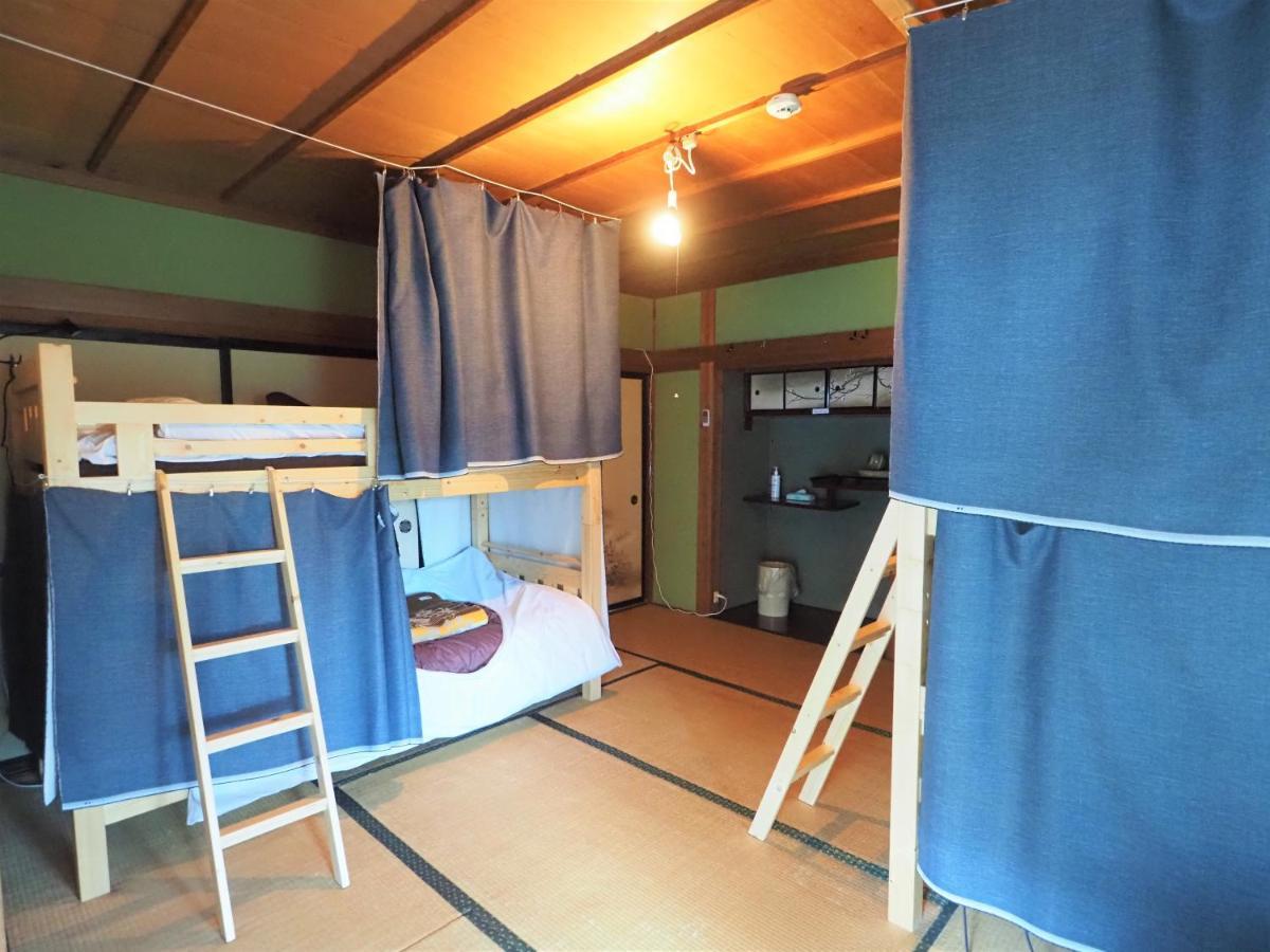 四国旅行のhub拠点 古民家ゲストハウス Heso Camp Miyoshi  Dış mekan fotoğraf