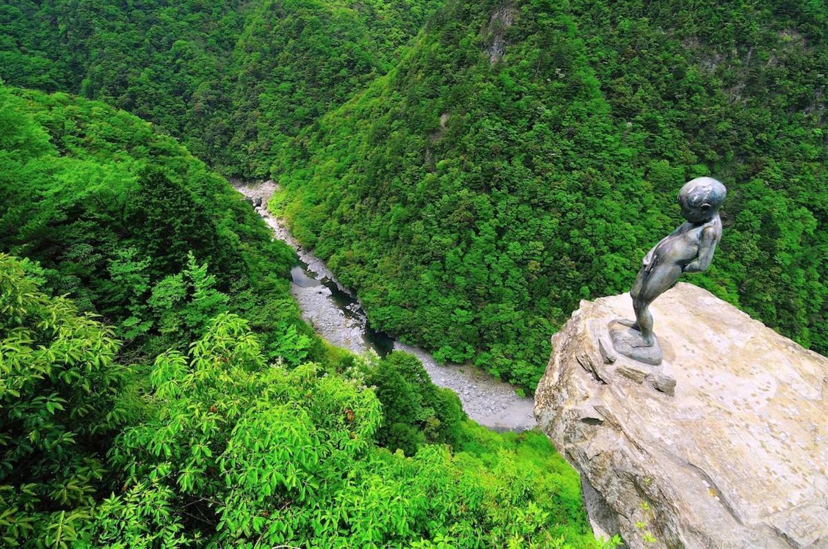 四国旅行のhub拠点 古民家ゲストハウス Heso Camp Miyoshi  Dış mekan fotoğraf